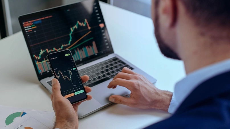 Dashboard di trading IA di RiccavoraxPro